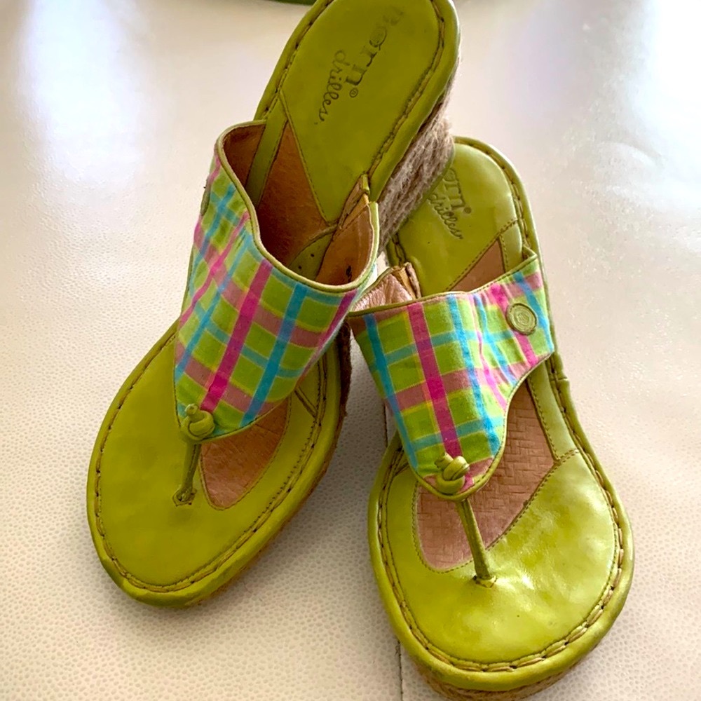 Born Drilles Plaid Wedge Stacked Heel Sandals 8 Green/Pink Espadrille Preppy